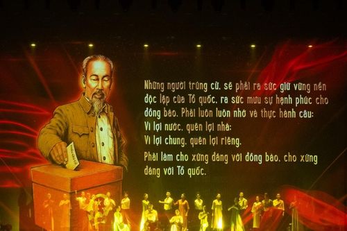 ĐBQH Trần Thị Hồng Thanh (Ninh Bình): Hành trình cảm xúc và lời nhắc nhở về trọng trách người đại biểu nhân dân