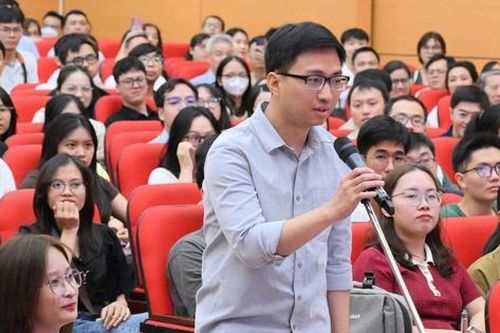 Quốc hội giao Bộ Y tế quản lý đào tạo bác sĩ nội trú, bác sĩ chuyên khoa