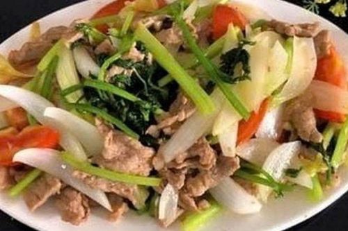 Loại rau giá rẻ bán đầy chợ là 'khắc tinh' của nguy cơ hình thành cục máu đông, 'thần dược' giúp sống thọ