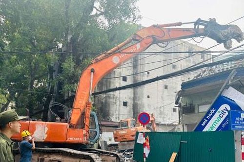 Phường Láng tiếp tục cưỡng chế phục vụ dự án đường Vành đai 1