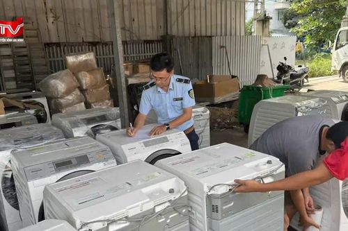 Hé lộ kho đồ điện tử không giấy tờ trị giá hàng trăm triệu đồng