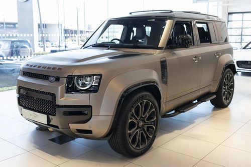 Defender OCTA đầu tiên có mặt tại Việt Nam, giá từ 18 tỷ đồng
