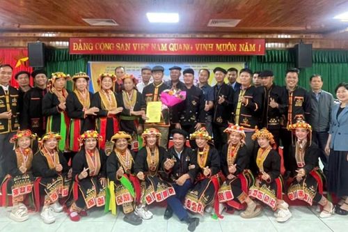 Người Dao ở Tây Yên Tử giữ bản sắc văn hóa để phát triển du lịch