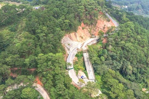 Lâm Đồng: Khôi phục lưu thông đèo D'ran sau 40 ngày sạt lở