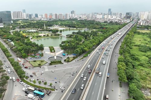 Không gian xanh từ 'đất vàng'