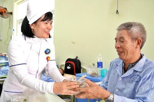 'Bếp ăn 0 đồng' ấm lòng người bệnh