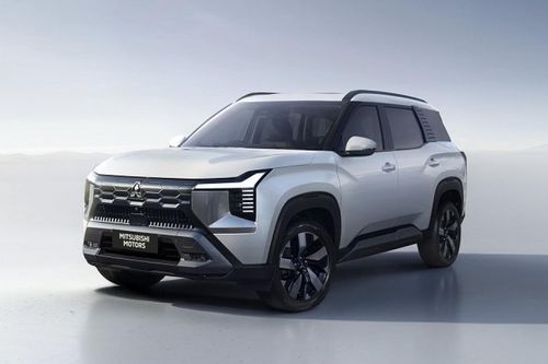Cập nhật bảng giá xe hãng Mitsubishi mới nhất tháng 12/2025