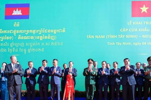 Việt Nam-Campuchia: Đoàn kết, kiến tạo phúc lợi cho người dân