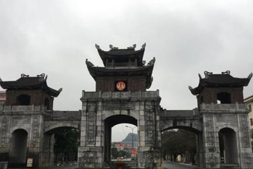 Ninh Bình: Tập trung tháo gỡ khó khăn, bảo đảm tiến độ các dự án giao thông trọng điểm kết nối du lịch và đô thị