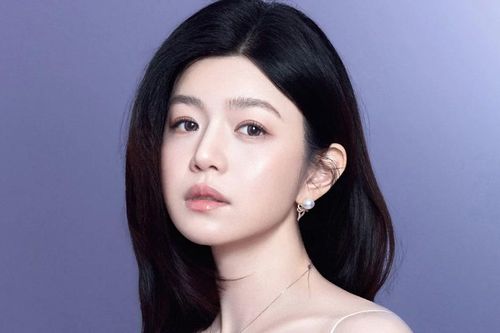 Trần Nghiên Hy bị chỉ trích