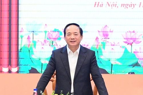 Trưởng Ban Tuyên giáo và Dân vận Trung ương làm việc với các cơ quan báo chí