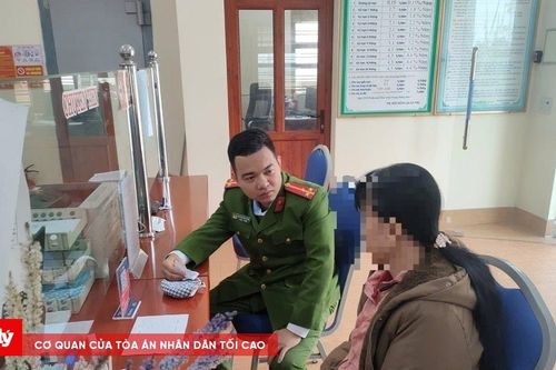 Người phụ nữ suýt bị lừa cả trăm triệu đồng qua mạng