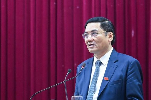 Chủ tịch HĐND tỉnh Hoàng Nghĩa Hiếu đề nghị UBND tỉnh xây dựng kế hoạch thực hiện 12 nhóm nhiệm vụ trọng tâm năm 2026