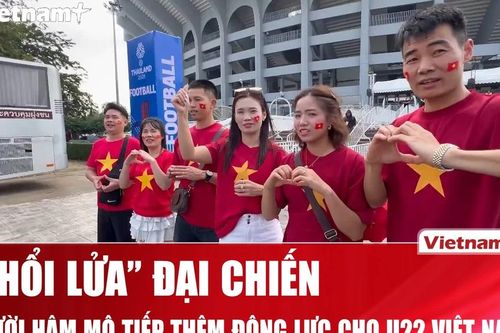 Người hâm mộ tiếp lửa cho U22 Việt Nam trong trận 'đại chiến' U22 Malaysia