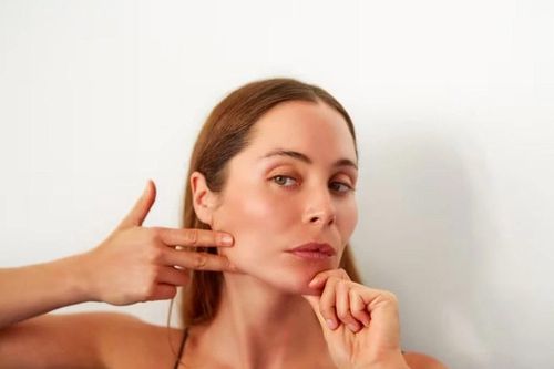 Tập yoga cho mặt - biện pháp thải độc tự nhiên không phải ai cũng biết