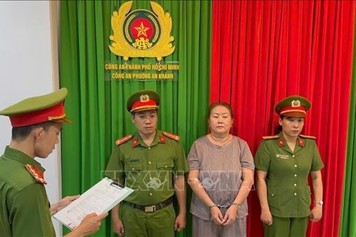 Điều tra vụ đổ thải, chôn lấp gần 2.900 tấn chất thải trái phép