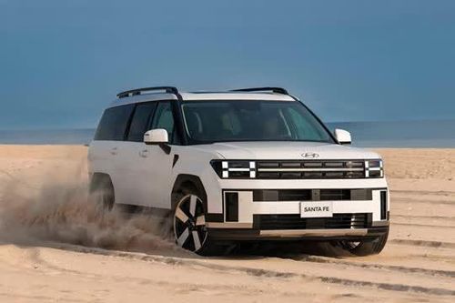 Loạt SUV 'xả kho' cuối năm, giảm giá hàng trăm triệu đồng tại Việt Nam