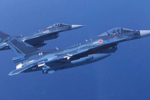 Nhật Bản điều động lượng lớn F-2 tập tấn công nhóm tàu sân bay Trung Quốc: Thực lực đến đâu?
