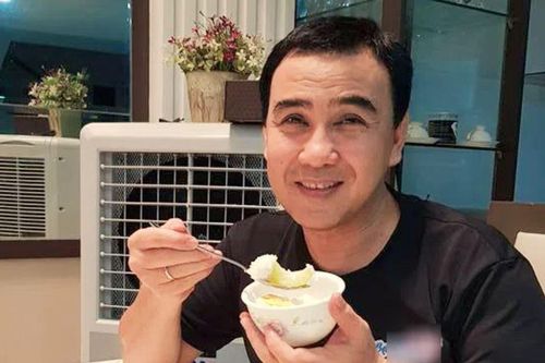 Món ăn sáng chưa tới 20 nghìn khiến 'MC quốc dân' Quyền Linh cực mê, tấm tắc khen ngon