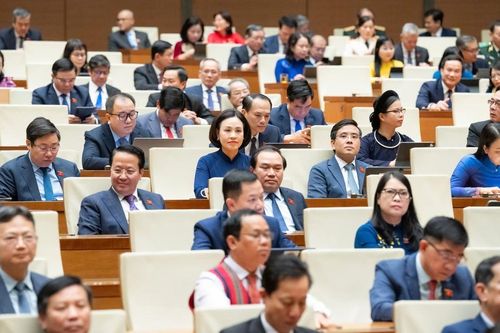 Quốc hội yêu cầu sớm trả lương theo vị trí việc làm