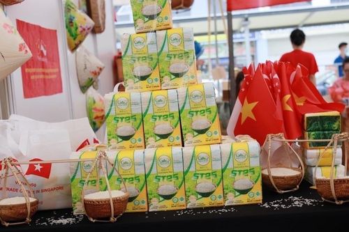 Cơ hội cho gạo Việt Nam mở rộng thị phần ở Mỹ khi Ấn Độ đối diện rủi ro thuế quan