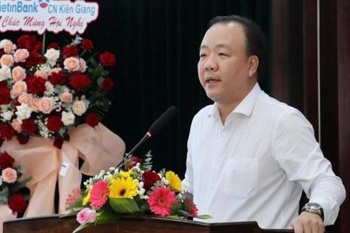Tiếp tục hoàn thiện hạ tầng thương mại biên giới Việt Nam – Campuchia