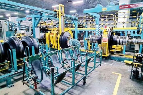 Khắc phục 'điểm nghẽn', nâng tầm ngành công nghiệp hóa chất