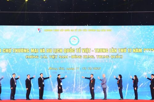 Khai mạc Hội chợ Thương mại và Du lịch quốc tế Việt - Trung lần thứ 17