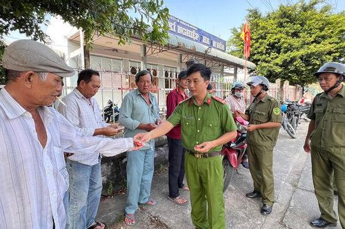 Niềm tin từ móc khóa