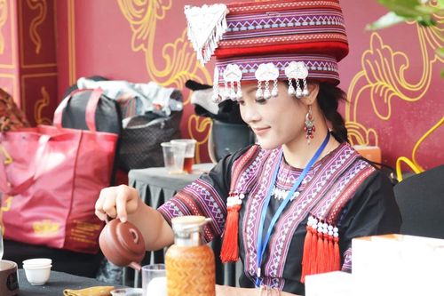Tôn vinh văn hóa trà Việt