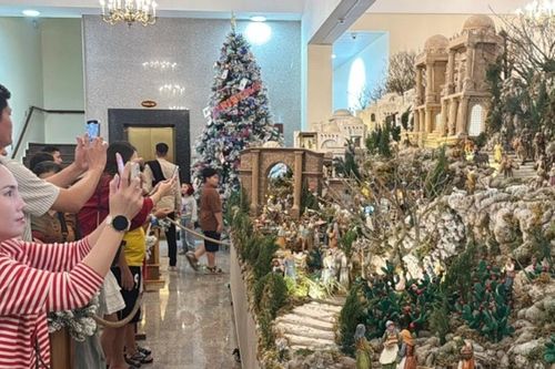 Đồng Nai: Hang đá 7m tái hiện thành cổ Belem chi tiết