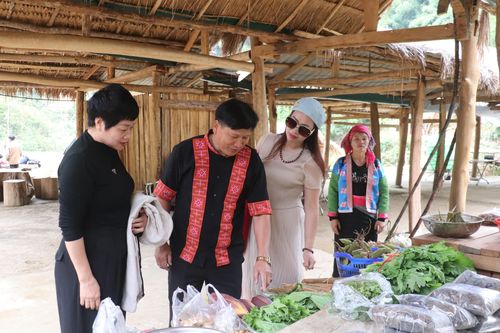 Đoàn Famtrip khảo sát sản phẩm du lịch Điện Biên