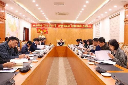 Họp Tổ xây dựng dự thảo Nghị quyết và Đề án bảo vệ, chăm sóc, nâng cao sức khỏe nhân dân và chất lượng dân số tỉnh Lai Châu giai đoạn 2026-2030