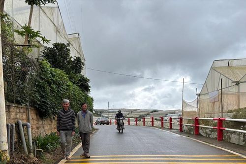 Có con đường đẹp nhờ lòng dân đồng thuận
