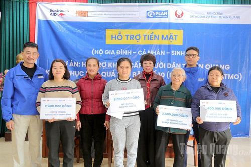 Hơn 355 hộ dân, phụ nữ xã Tân Quang và phường Hà Giang 2 được hỗ trợ khắc phục hậu quả thiên tai