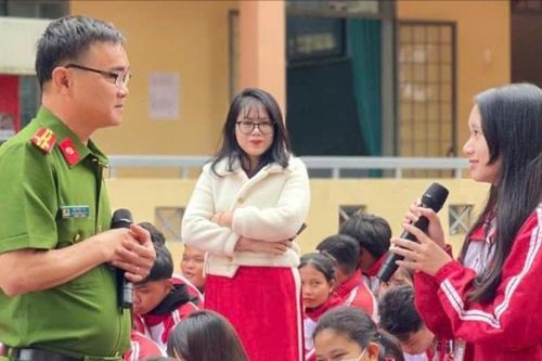 Đắk Lắk: Tăng cường giáo dục kỹ năng phòng tránh tội phạm công nghệ cao cho học sinh