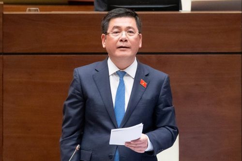 Quốc hội thông qua cơ chế phát triển điện gió ngoài khơi, điện hạt nhân