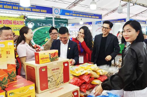 Hội chợ Thương mại và Du lịch Việt - Trung là 'sợi dây' kết nối xuyên biên giới