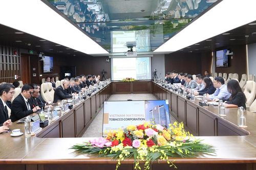Vinataba gặp mặt và làm việc với Tổng cục thuốc lá Thái Lan