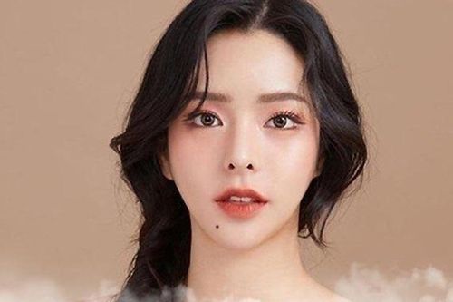 Phụ nữ có nốt ruồi ở vị trí hiếm này: Cả đời hưởng vinh hoa phú quý