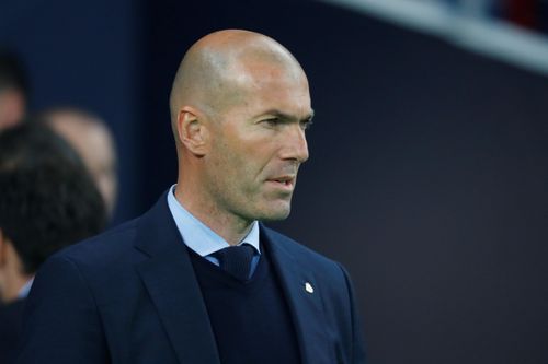 Zidane bất ngờ xuất hiện tại Bernabeu