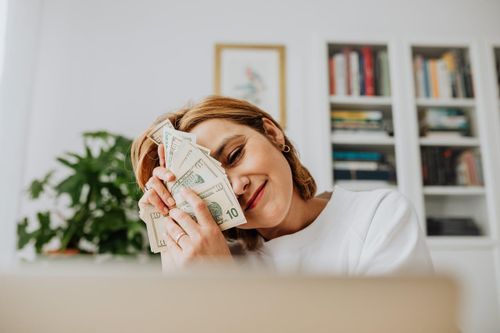 Ám ảnh tài chính tuổi 20