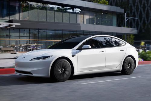 Doanh số Tesla tại Mỹ rớt đáy sâu nhất trong vòng 4 năm