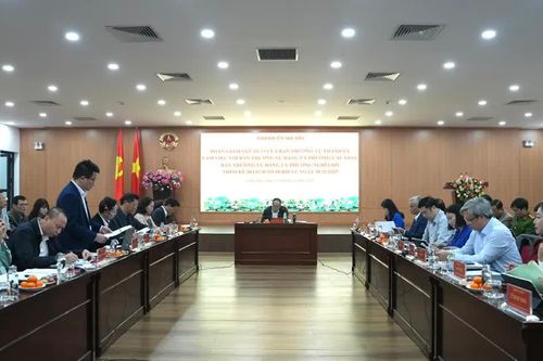 Đoàn giám sát số 15 của Thành ủy Hà Nội làm việc với phường Cầu Giấy, Nghĩa Đô