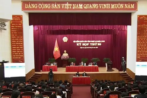 Kỳ họp thứ 35 Hội đồng Nhân dân tỉnh Nghệ An: nhiều ý kiến về phòng chống thiên tai, khắc phục hậu quả và sinh kế bền vững