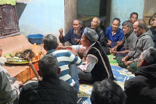 Đồng bào Co ăn Tết Ngã rạ