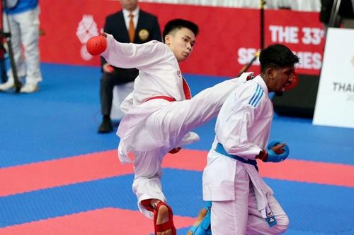 Karate Việt Nam giành hai tấm HCB
