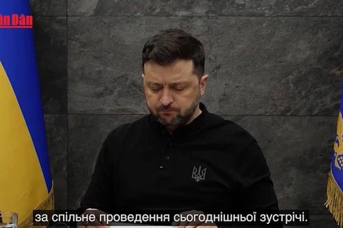 Tổng thống Ukraine V. Zelensky nêu điều kiện tổ chức bầu cử