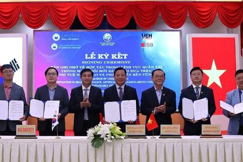 Tây Ninh chủ động hội nhập phát triển quản trị thông minh và đổi mới sáng tạo