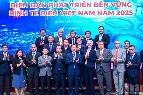 Toàn cảnh Diễn đàn Phát triển bền vững kinh tế biển Việt Nam năm 2025